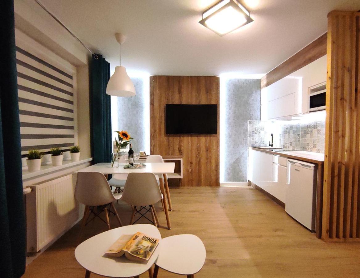 Lago Apartamenty I Pokoje Łeba Extérieur photo