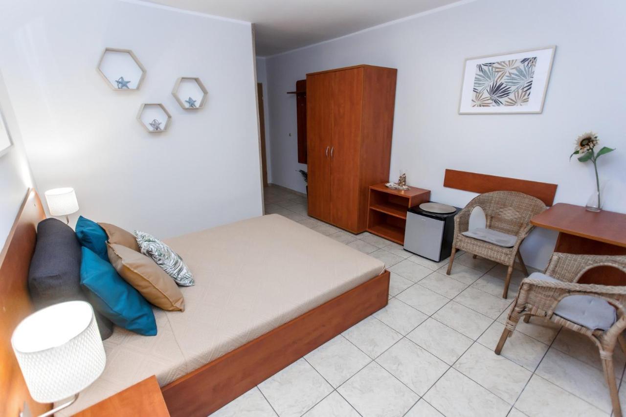 Lago Apartamenty I Pokoje Łeba Extérieur photo